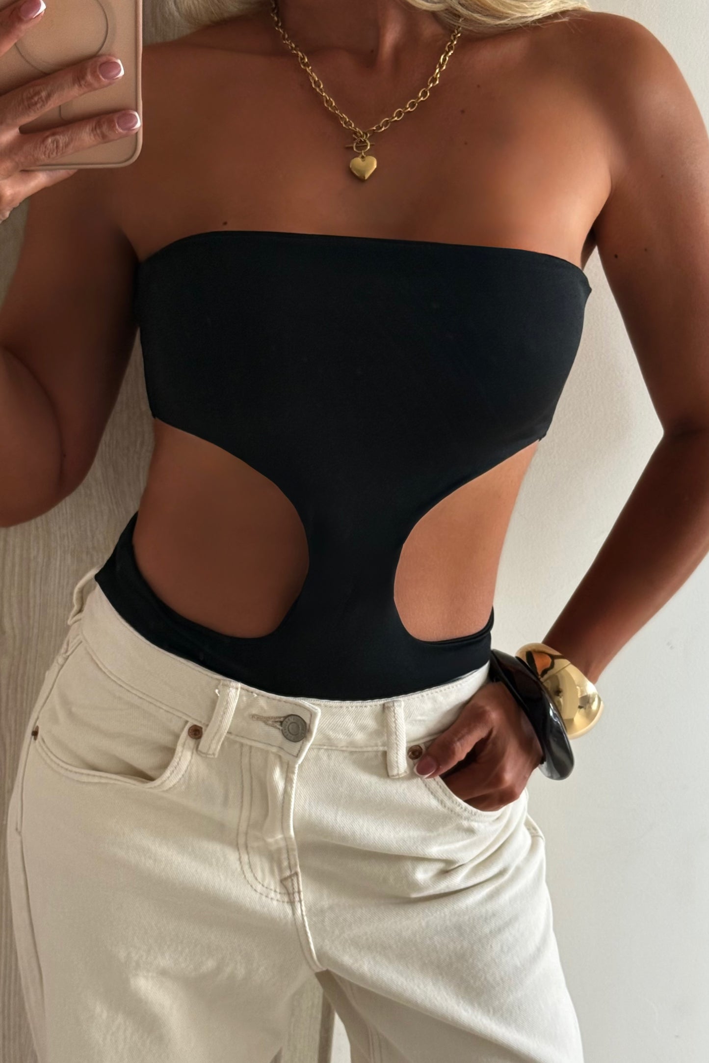 BODY ATENEA